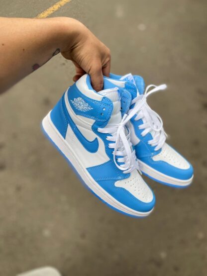 Air Jordan 1 Retro OG University Blue