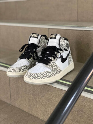 Jordan 1 Retro High OG White Cement