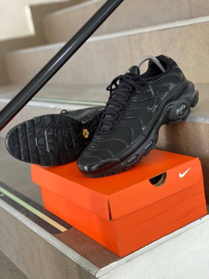 Nike Air Max Plus Black