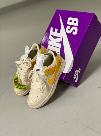 Nike Sb Dunk Low Lx Banana