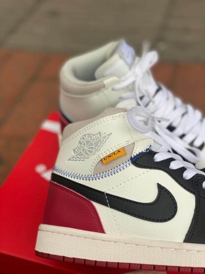 Air Jordan 1 Black Toe Unión LA