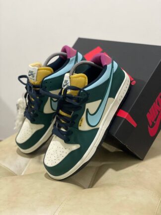 Nike sb Dunk Caballeros de el zodiaco ‘’Mu’’