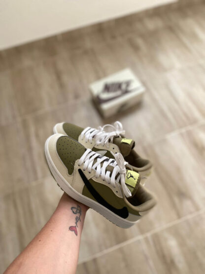 Air Jordan 1 Low x travis scott Golf