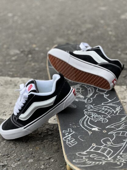 Vans Knu Skool