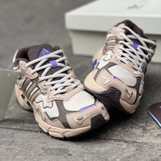 Adidas Response Cl x Bad Bunny “Paso Fino”