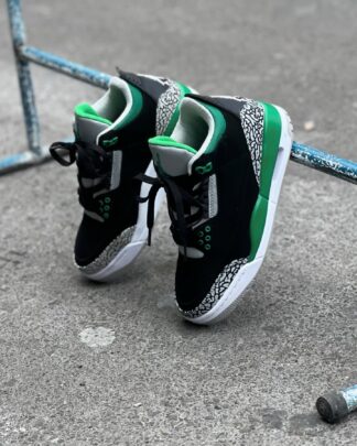 Air Jordan 3 Retro Pine Green