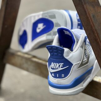 Air Jordan 4 Retro Military Blue