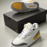 Air Jordan 3 Retro Lacer Orange