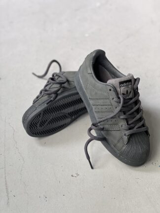 Adidas Súper Star Gray