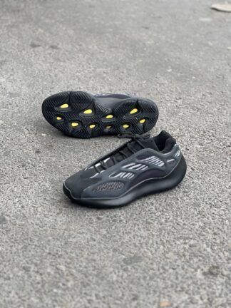 Adidas Yeezy 700 V3 Alva