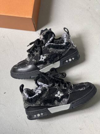 Louis Vuitton Skate Pedrería Negra 🔥