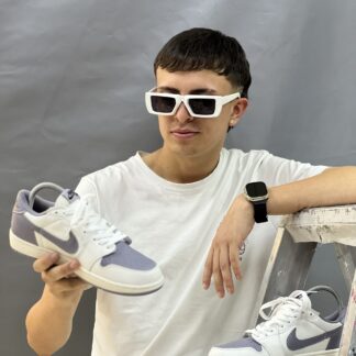 Air Jordan Retro 1 Atmosphere Gray