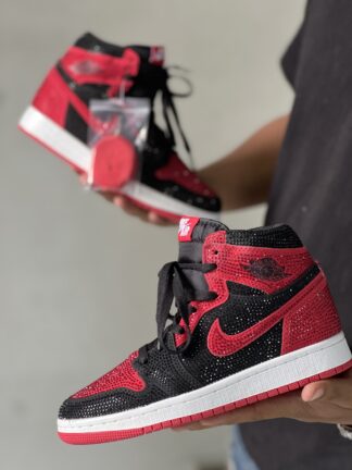 Air Jordan Retro 1 Pedrería Bread