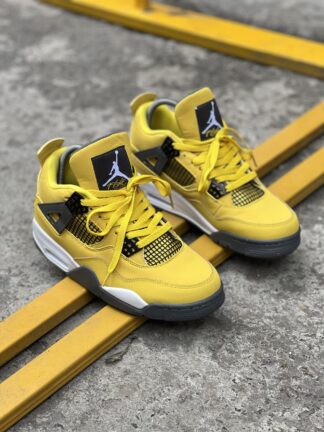 Air Jordan 4 Retro Lightning