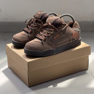 Globe Tilt Oak Dark Brown