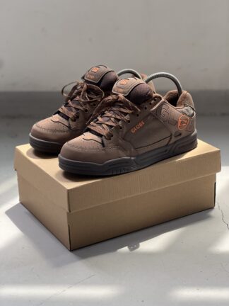 Globe Tilt Oak Dark Brown