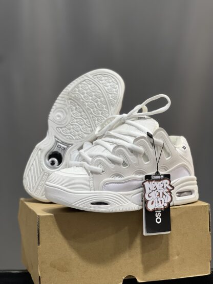 Osiris D3 2001 Triple White - Image 3