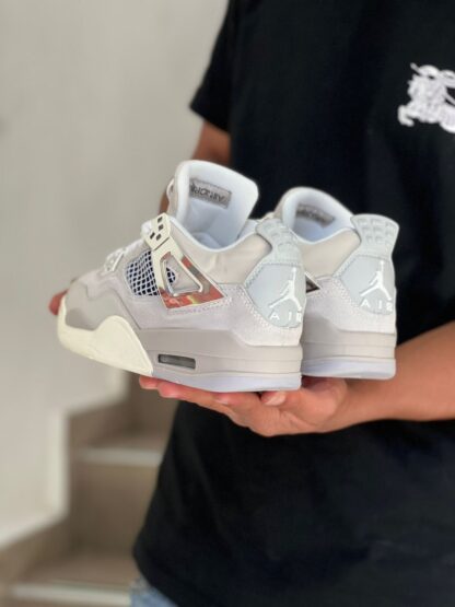 Air Jordan 4 Retro Frozen - Image 2