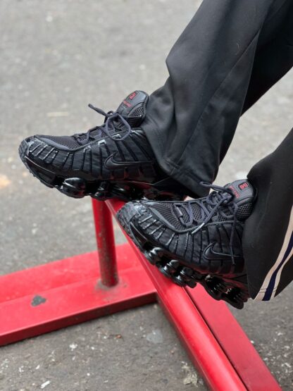 Nike Shox Triple Black - Image 4