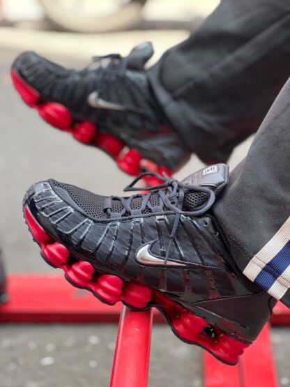 Nike Shox Black Red - Image 2