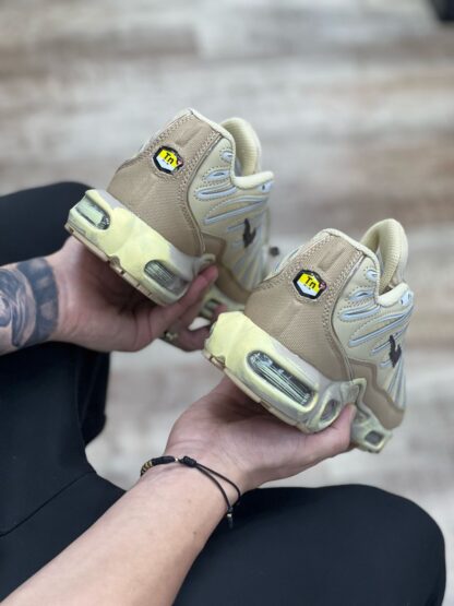 Air Max Tn Plus Sesame - Image 3