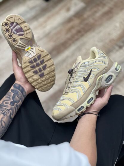 Air Max Tn Plus Sesame - Image 2