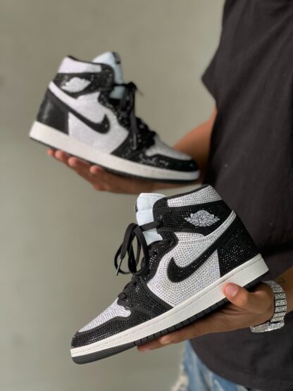 Air Jordan 1 Retro Panda Perlada - Image 3