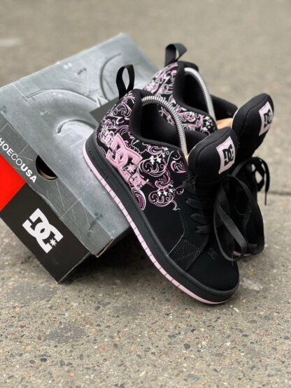 Dc Shoes Court Graffiti x Black Sabbath Pink - Image 4