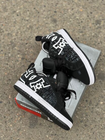 Dc Shoes Court Graffiti Basquiat
