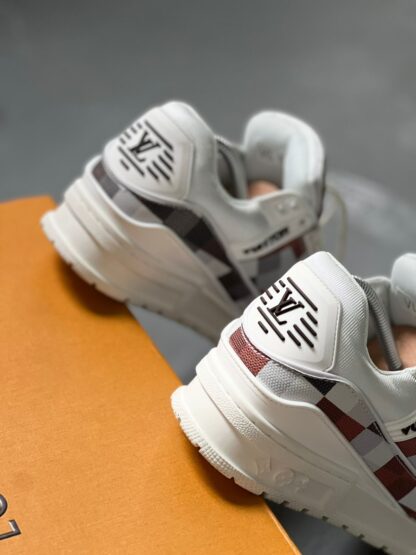 Louis Vuitton Trainer Maxy Brown Demoflage - Image 2