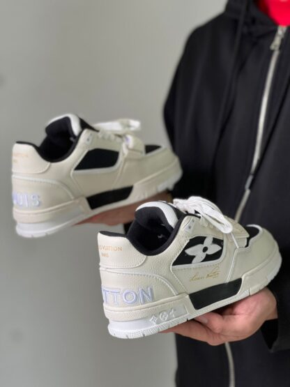 Louis Vuitton Trainer Monogram Flower Black - Image 2