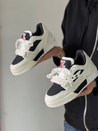 Louis Vuitton Trainer Monogram Flower Black