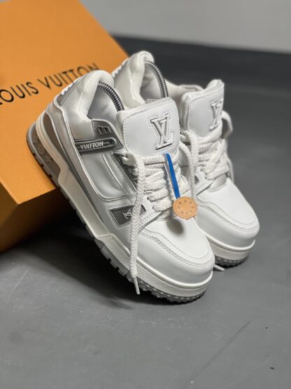 Louis Vuitton Trainer Maxy White - Image 2