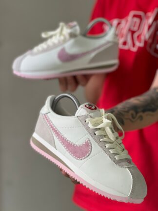Nike Cortez San Valentín