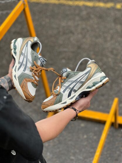 Asics Kayano 14 Gel Vanilla Tarmac - Image 2