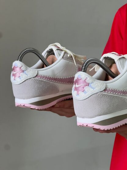 Nike Cortez San Valentín - Image 3