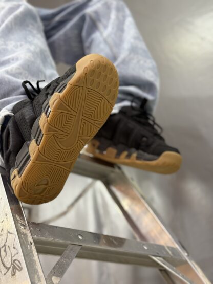 Air More Up Tempo Low Black Gum - Image 4