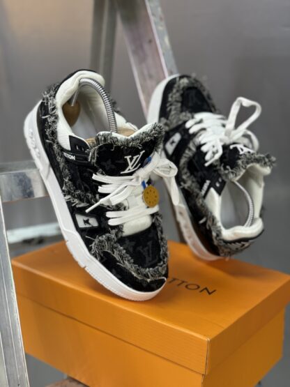 Louis Vuitton Trainer Demmi Jean Black - Image 3