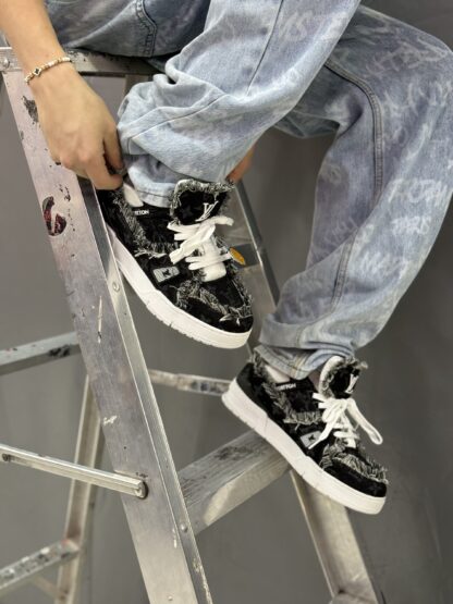 Louis Vuitton Trainer Demmi Jean Black - Image 4