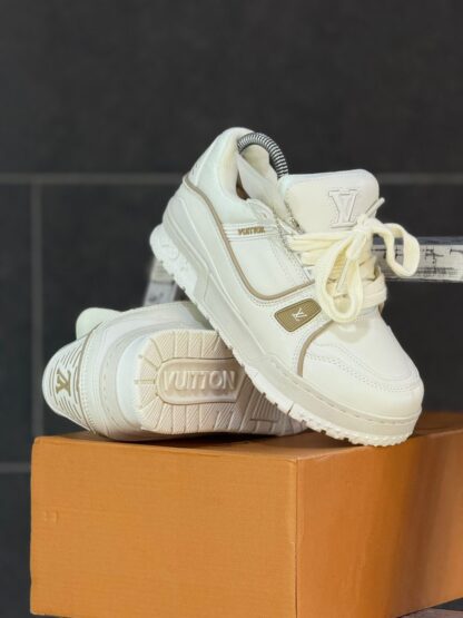 Louis Vuitton Maxy Trainer Sail - Image 3