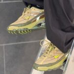 Shox Ride 2 SP de Nike x Supreme Cave Stone