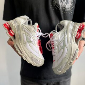 Nike Supreme Shox Ride Gray