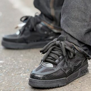 Louis Vuitton Pedrería Negra