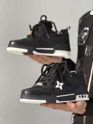 Louis Vuitton Black White 1.1